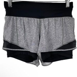 Lululemon Break Free Shorts black and grey